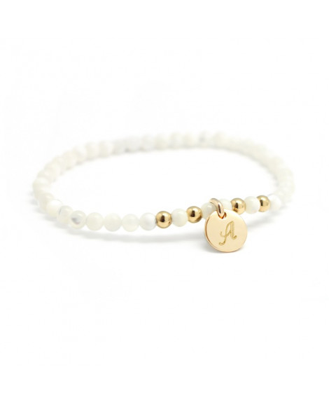 Bracelet perle personnalisé mini charm blanc - Petits Trésors