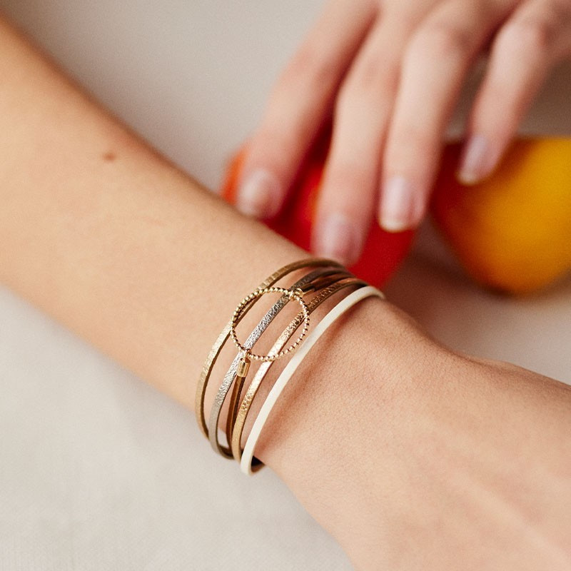 Bracelet cuir femme anneau fantaisie Flowers For Zoé