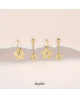 Loupidou : boucles d'oreilles mini créoles fleur (or jaune)